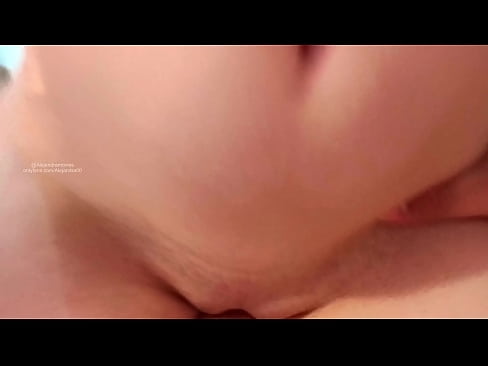 ❤️ 睡在我姐姐的房間裡，這就是我醒來的方式 肛色情 在 zh-tw.oldsex.ru